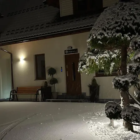 Na 6a ゲストハウス 3*